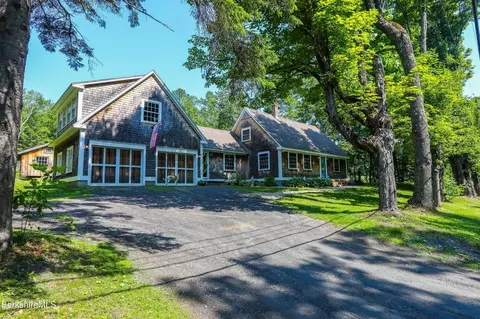 234 Central St, Plainfield, MA 01070