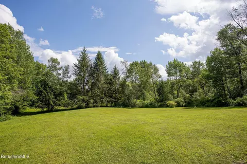 235 Mcnerney Rd, Becket, MA 01223 photo 6
