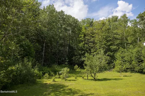 235 Mcnerney Rd, Becket, MA 01223 photo 7