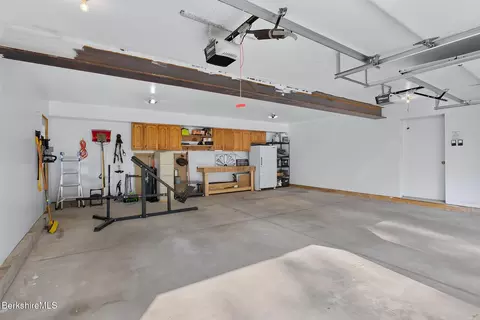 235 Mcnerney Rd, Becket, MA 01223 photo 38