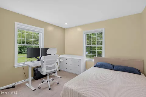 235 Mcnerney Rd, Becket, MA 01223 photo 25
