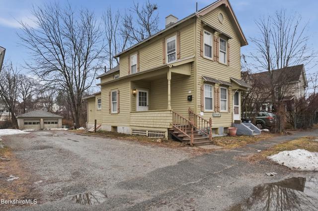 153 Dewey Ave, Pittsfield, MA 01201
