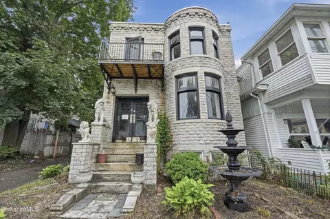 7 Lincoln St, Pittsfield, MA 01201
