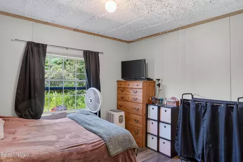 9 S County Rd, Florida, MA 01247 photo 29