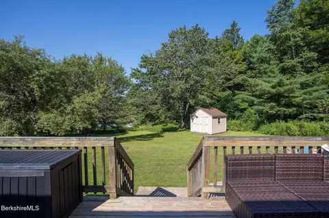 9 S County Rd, Florida, MA 01247 photo 10