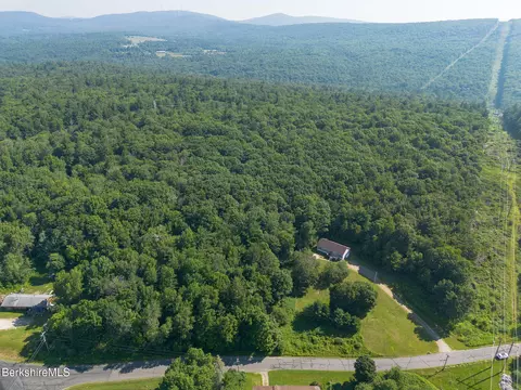 9 S County Rd, Florida, MA 01247 photo 16