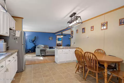 9 S County Rd, Florida, MA 01247 photo 24