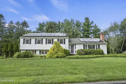 51 Patricia Ave, Dalton, MA 01226
