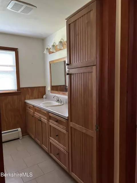 Bath - 79 Clark Rd, Pittsfield, MA 01201 photo 1 of 3