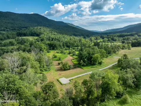 lot3 4 Hancock Rd, Williamstown, MA 01267