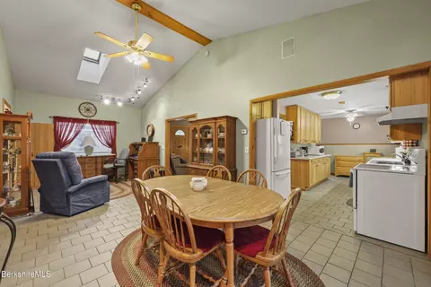 Dining - 36 Main St, Berlin, NY 12022 photo 3 of 6