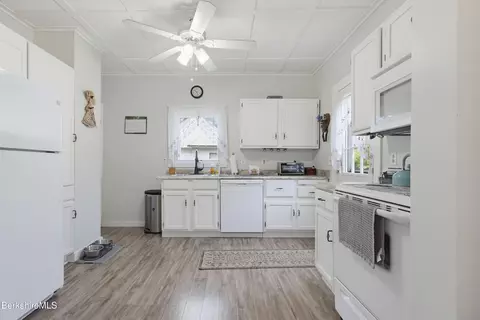 Kitchen - 55 Fuller St, Lee, MA 01238 photo 3 of 4