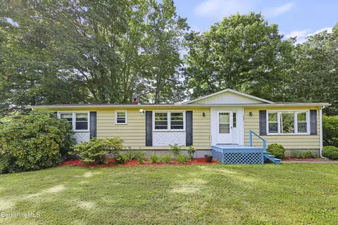 247 Park St, Great Barrington, MA 01230