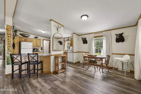 Dining - 548 Loop Rd, Savoy, MA 01256 photo 2 of 2