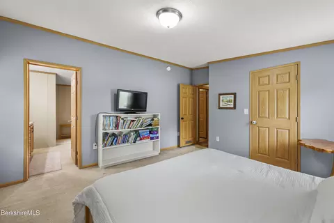 Bedroom - 548 Loop Rd, Savoy, MA 01256 photo 3 of 5