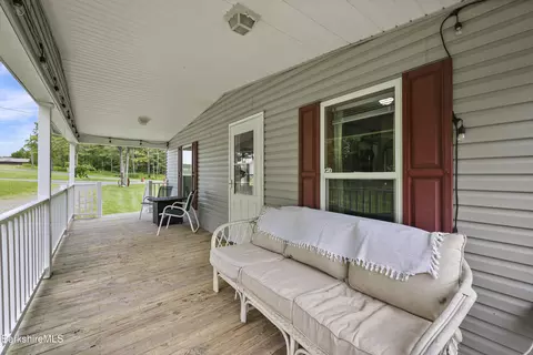 Exterior - 548 Loop Rd, Savoy, MA 01256 photo 6 of 12