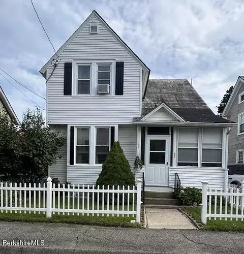 22 South St, North Adams, MA 01247