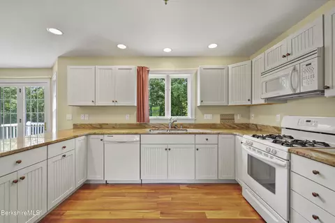 Kitchen - 131 Fox Run, Lee, MA 01238 photo 2 of 3
