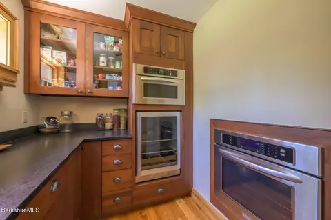 Kitchen - 268 W Hill Rd, Austerlitz, NY 12017 photo 4 of 4