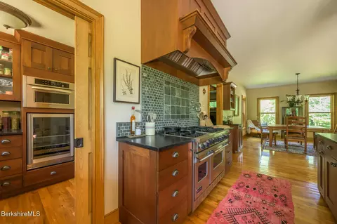 Kitchen - 268 W Hill Rd, Austerlitz, NY 12017 photo 3 of 4
