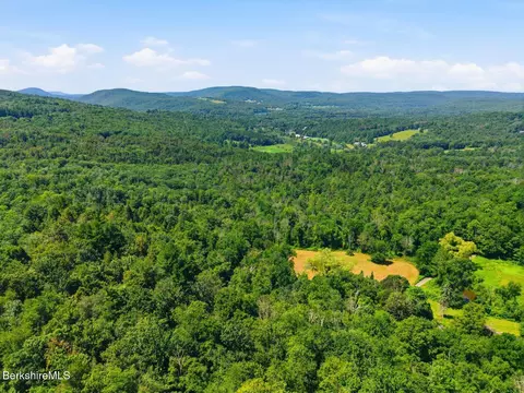 206 Stevens Glen Rd, Richmond, MA 01254