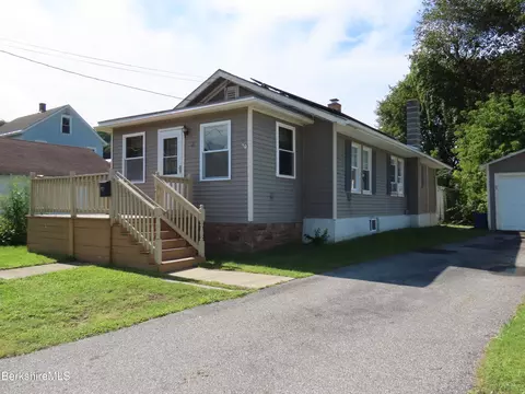 2 W Kittler Ave, Adams, MA 01220