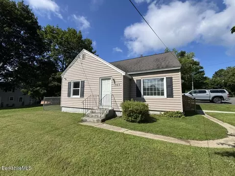 1303 North St, Pittsfield, MA 01201