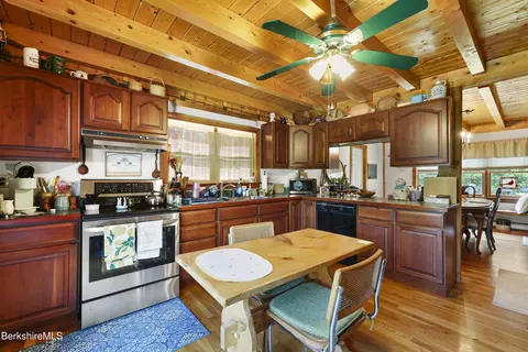Kitchen - 1273 Old Route 9 Rd, Windsor, MA 01270 photo 2 of 4