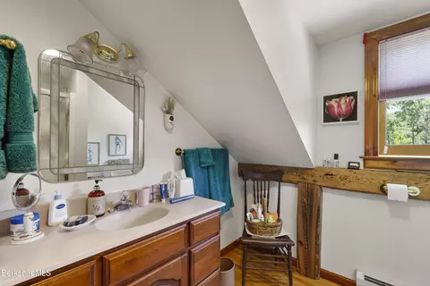 Bath - 1273 Old Route 9 Rd, Windsor, MA 01270 photo 3 of 5