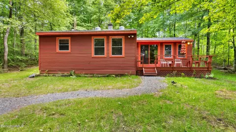 Exterior - 1 Massasoit Rd, Stockbridge, MA 01262 photo 2 of 6