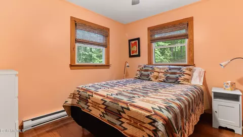 Bedroom - 1 Massasoit Rd, Stockbridge, MA 01262 photo 2 of 2
