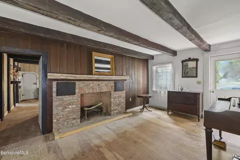 Entry Way - 445 Devon Rd, Lee, MA 01238 photo 2 of 3