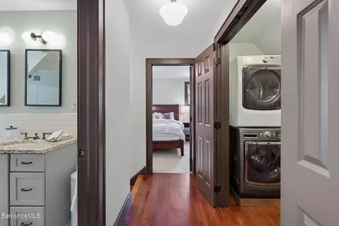 Entry Way - 150 Cedar Heights Rd, Redhook, NY 12571 photo 4 of 4