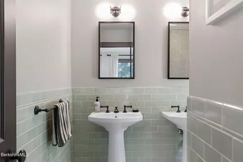 Bath - 150 Cedar Heights Rd, Redhook, NY 12571 photo 1 of 5