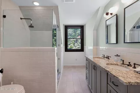 Bath - 150 Cedar Heights Rd, Redhook, NY 12571 photo 5 of 5