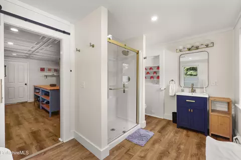 Bath - 395 Fairview St, Lee, MA 01238 photo 1 of 5