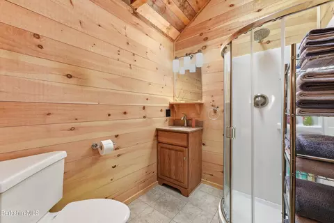 Bath - 69 Cone Rd, Middlefield, MA 01243 photo 3 of 5