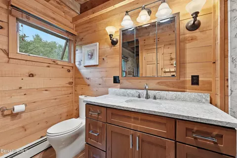 Bath - 69 Cone Rd, Middlefield, MA 01243 photo 5 of 5