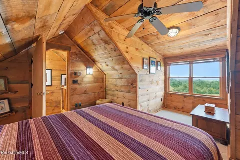 Bedroom - 69 Cone Rd, Middlefield, MA 01243 photo 4 of 5