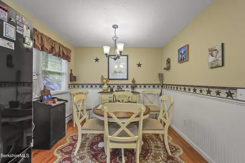 Dining - 369 E Harbor Rd, Cheshire, MA 01225 photo 3 of 3