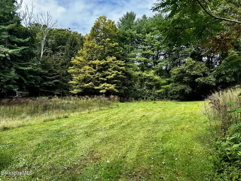 4 Bott Hill Rd, Egremont, MA 01258