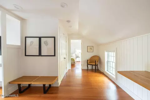 Entry Way - 3 Tyringham Rd, Monterey, MA 01245 photo 7 of 8