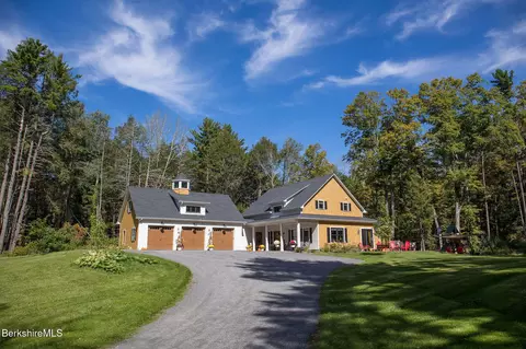 9 Terra Ferma Dr, Egremont, MA 01230