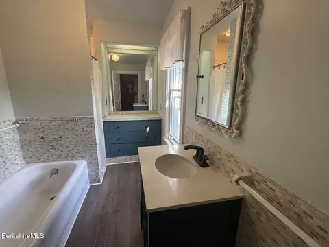Bath - 75 Pomeroy Ave, Pittsfield, MA 01201 photo 1 of 3