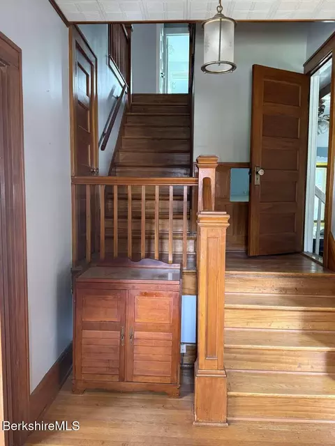 Entry Way - 75 Pomeroy Ave, Pittsfield, MA 01201 photo 1 of 2