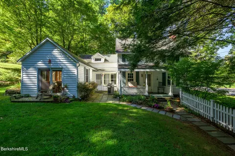 11 Prospect Lake Rd, Egremont, MA 01230