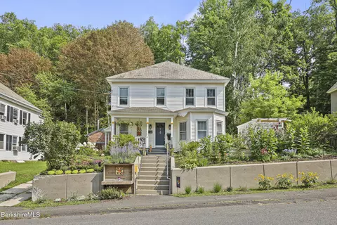 68 Gallup St, North Adams, MA 01247