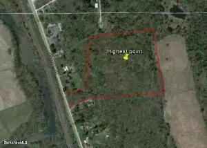 Simonds Rd, Williamstown, MA 01267