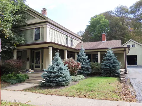 9 Summer St, Adams, MA 01220