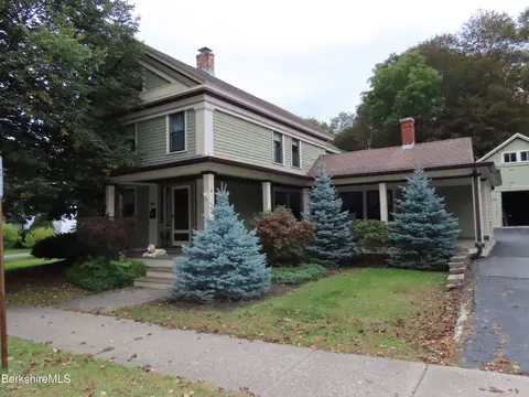 9 Summer St, Adams, MA 01220